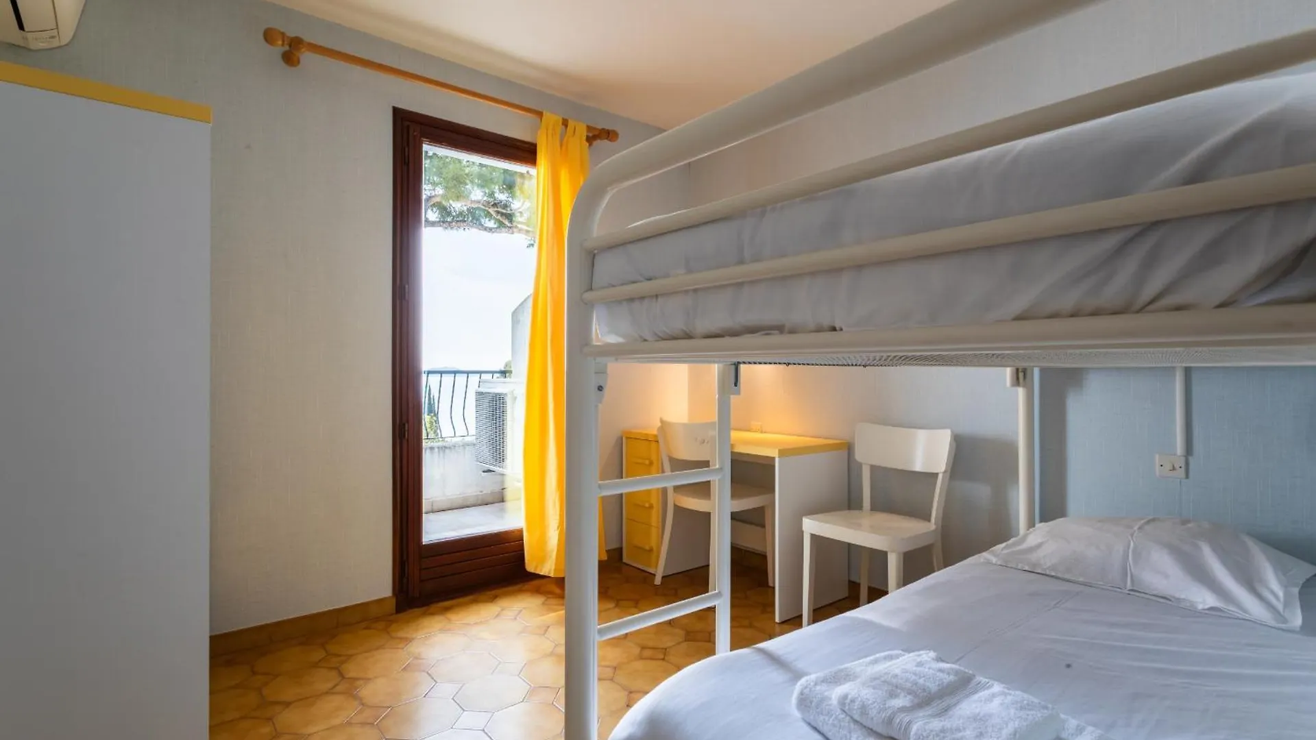 La Soleillade Vi4451 By Riviera Holiday Homes Eze