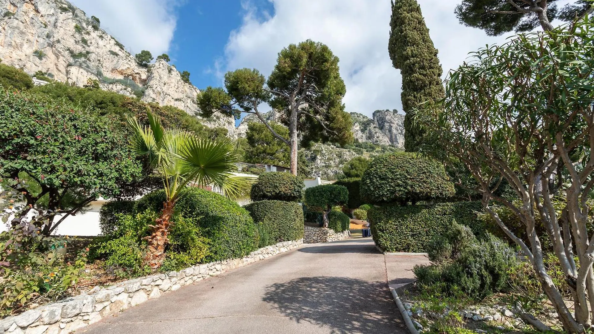 La Soleillade Vi4451 By Riviera Holiday Homes Eze
