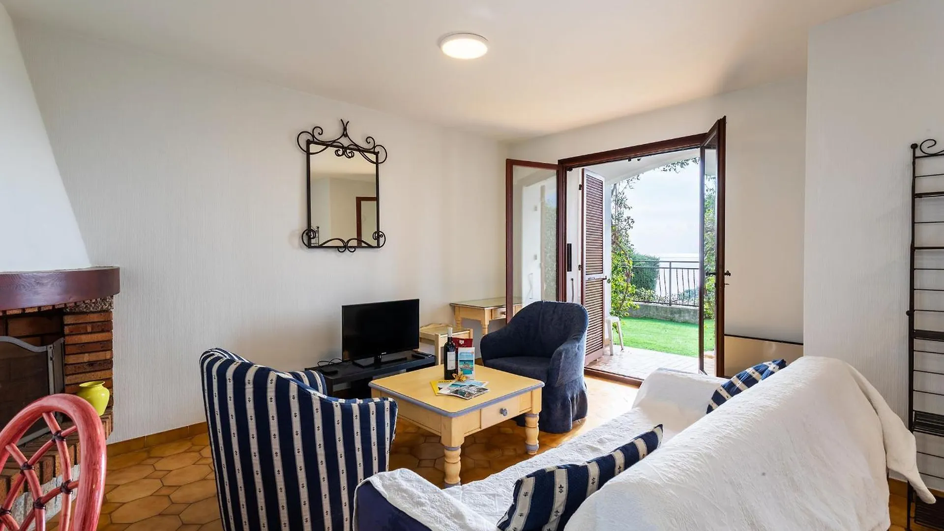 La Soleillade Vi4451 By Riviera Holiday Homes Eze 0*,