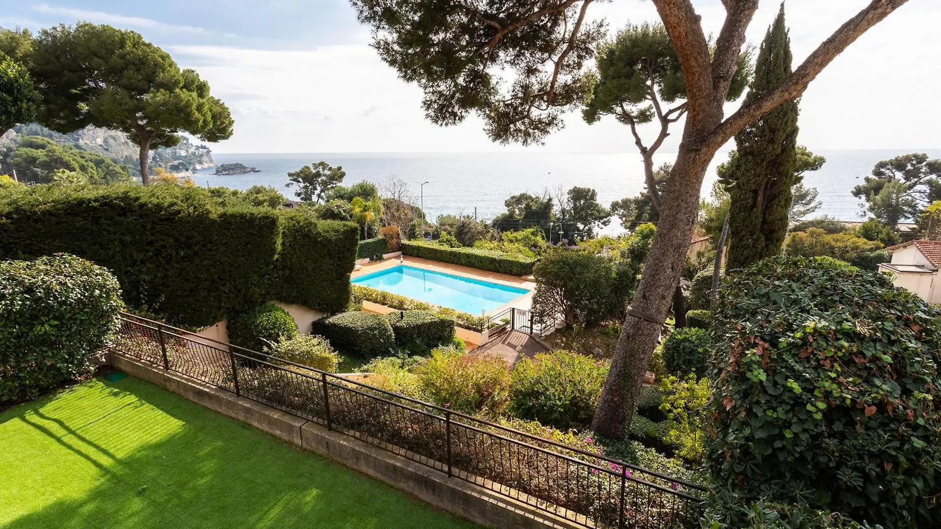 Villa La Soleillade Vi4451 By Riviera Holiday Homes Eze